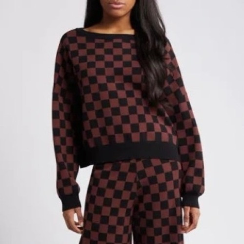 Checkered Crew Neck Sweater - Black and Brown